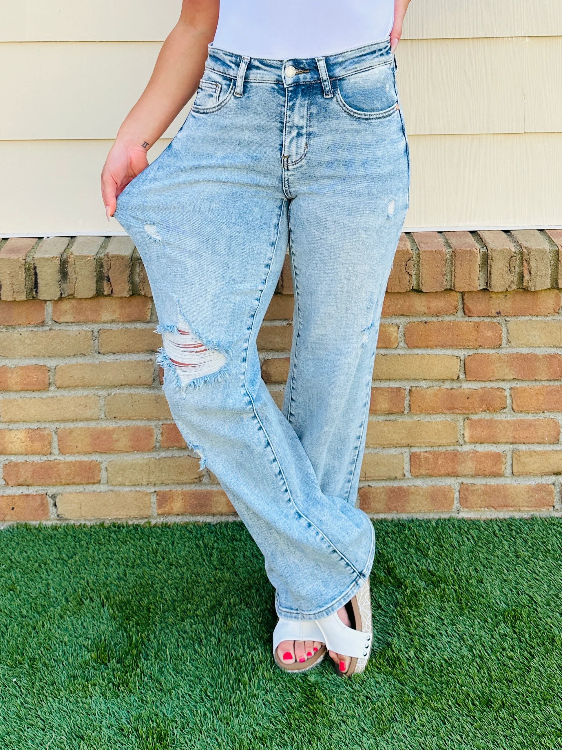 Judy Blue The Perfect Date Straight Jeans