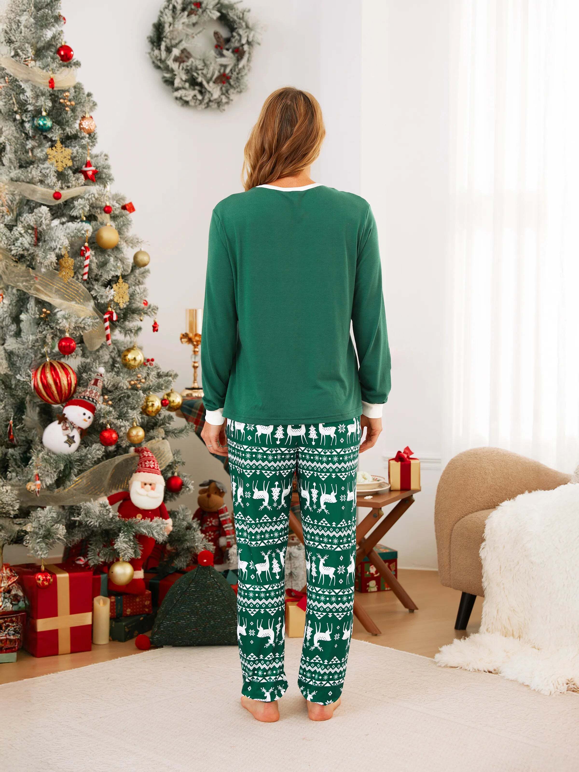 Christmas Family Matching Glow in the Dark Reindeer Tops Allover Pattern Pants Pajamas Sets with Christmas Socks blackishgreen