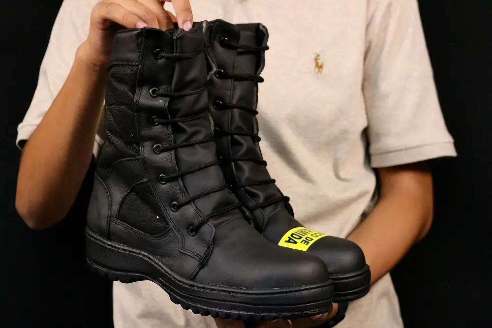 Men's Military-Style Tactical Boots: Wear-Resistant, Non-Slip, Polyamide Toe