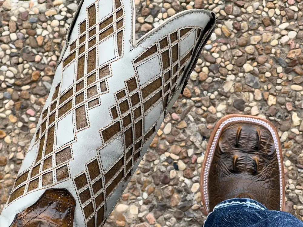 Men’s Distressed Giant Caimán Leather Boots