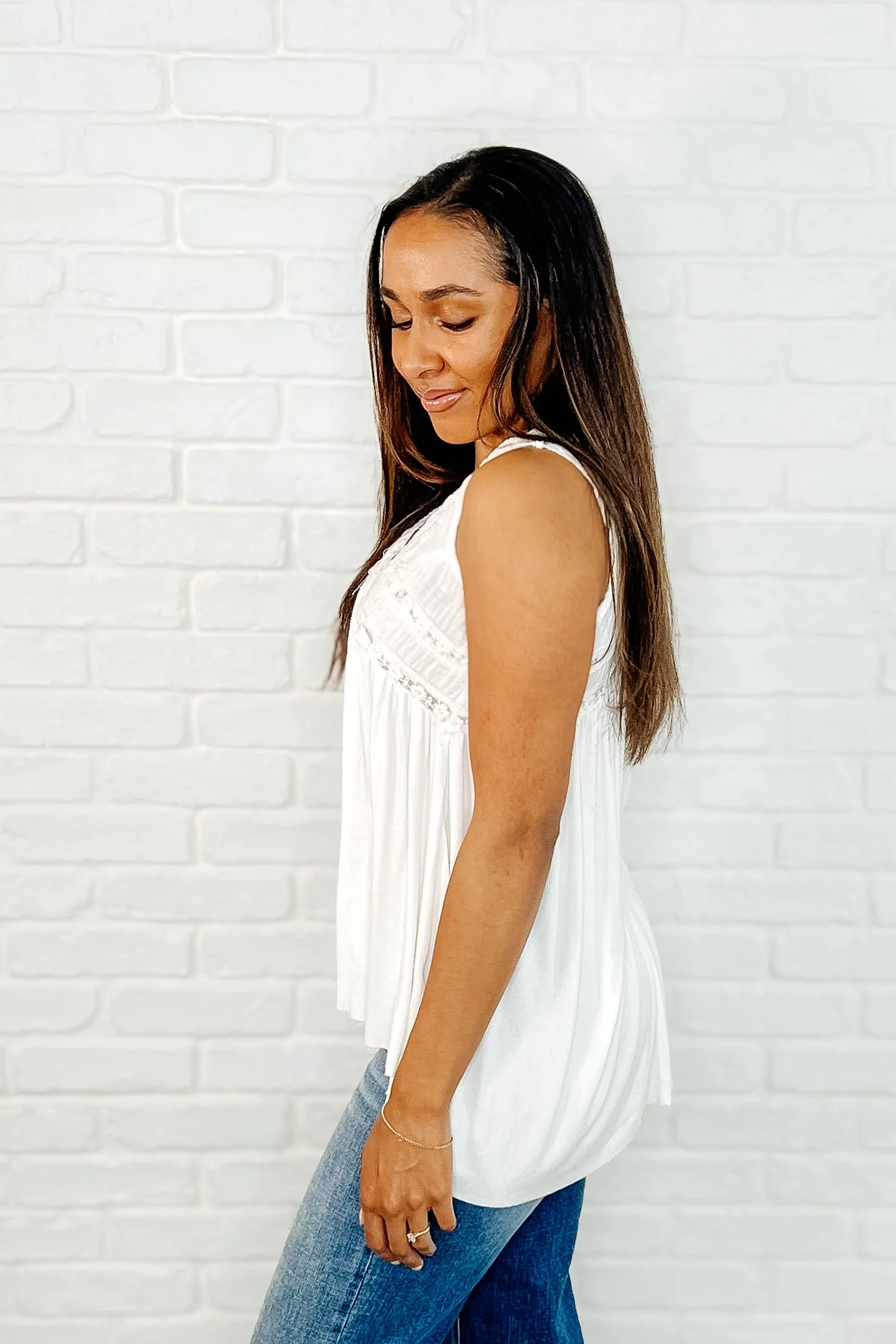 Let em' Breathe V-Neck Tank in Off White