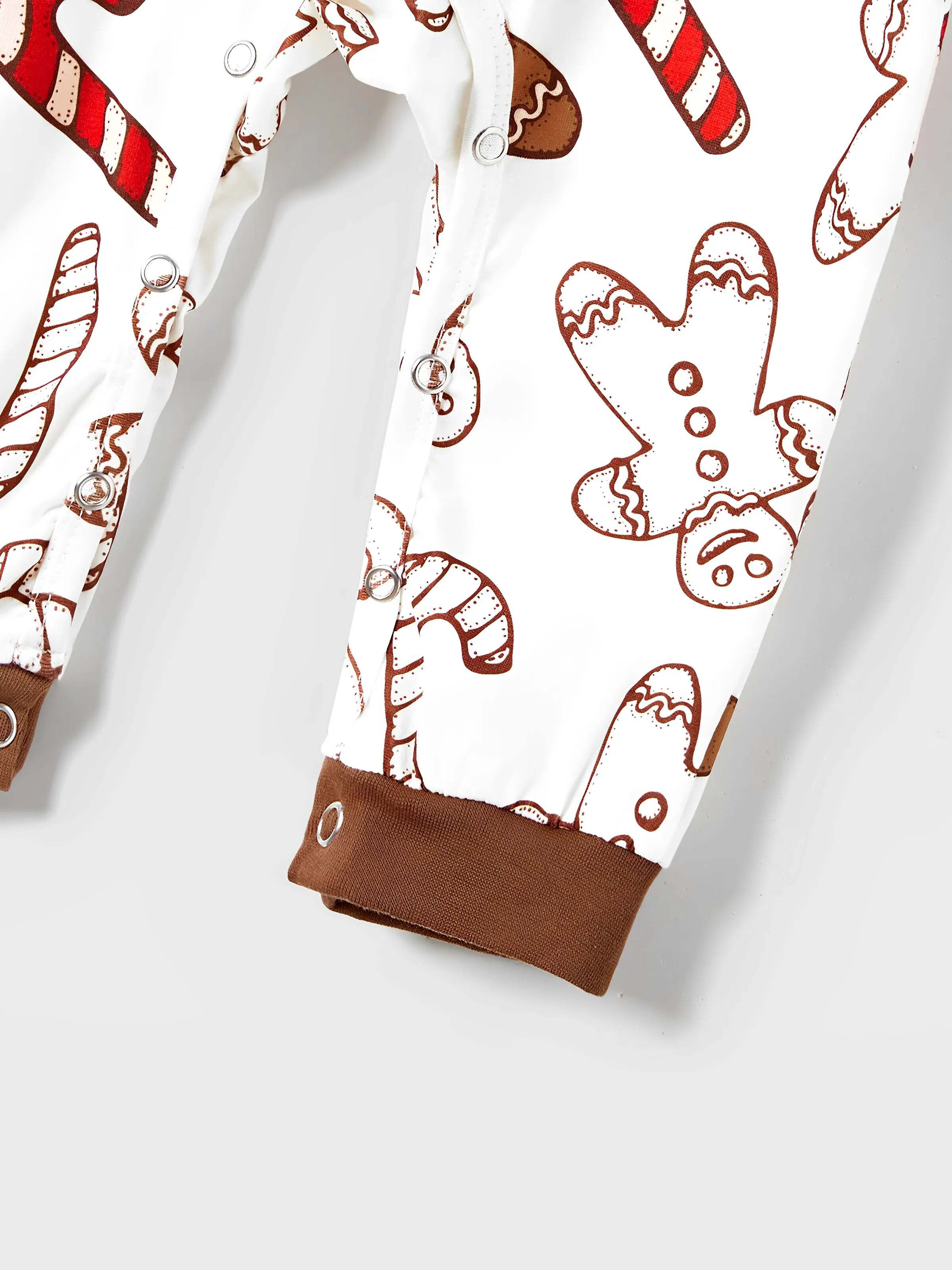 Christmas Family Matching Letter and Gingerbread Man Print Long-sleeve Pajamas Sets with Christmas Socks Khaki