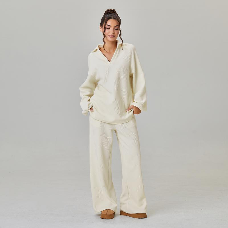 Women’s Slouchy V-Neck Textured Two-Piece Lounge Set