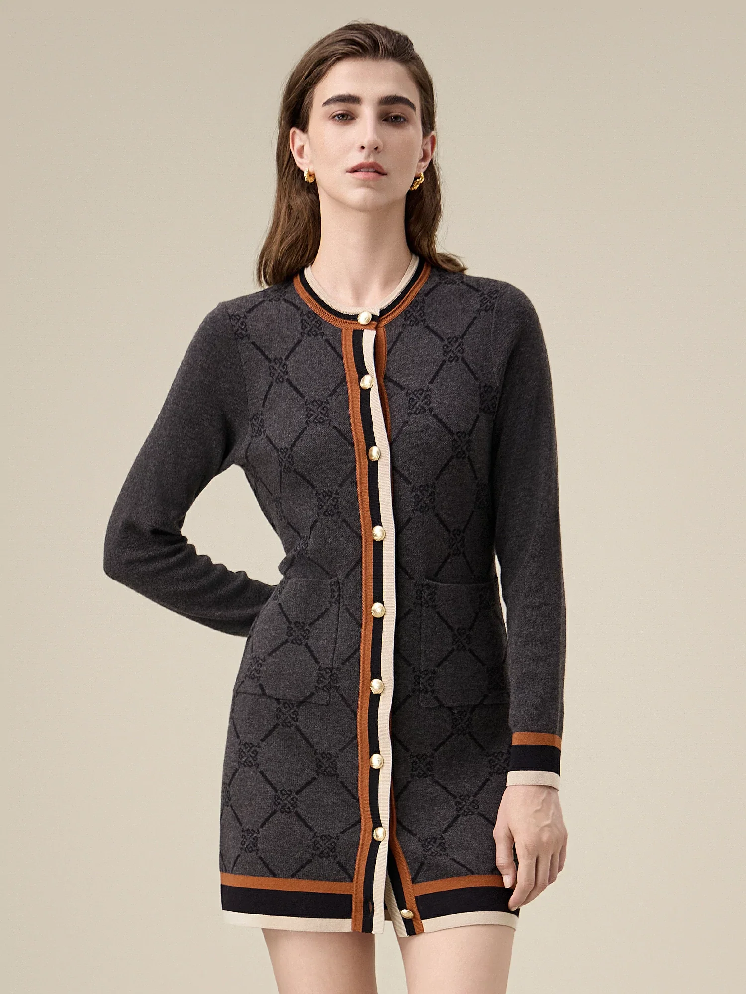 Lyocell Long Sleeve Contrast Logo Pattern Knitted Dress