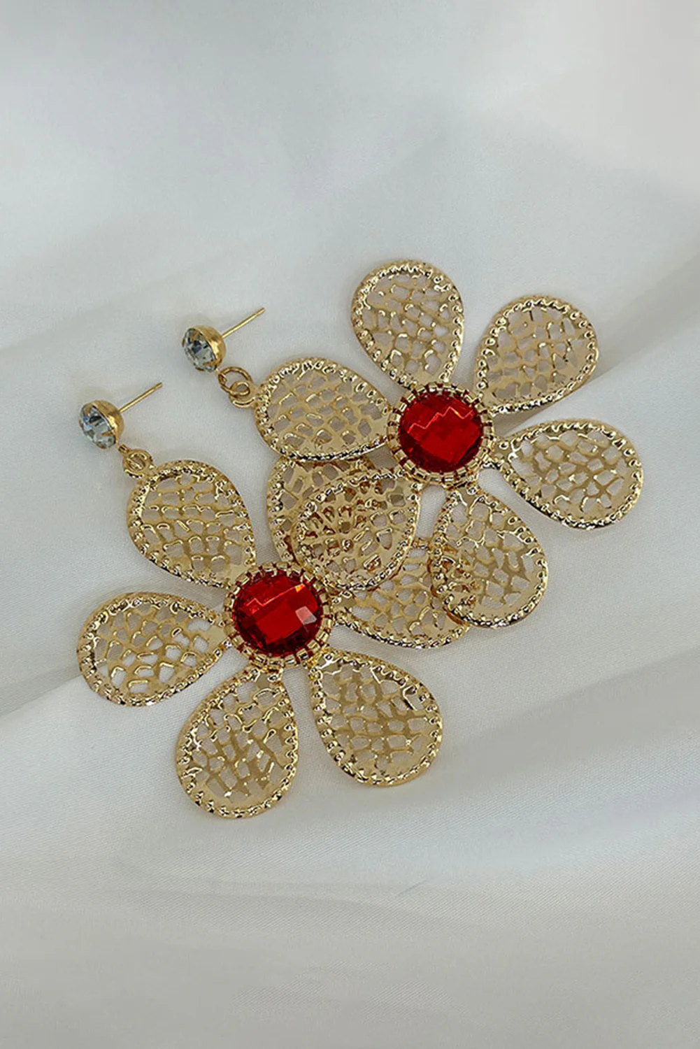 Silvery Flower Shape Alloy Dangle Earrings