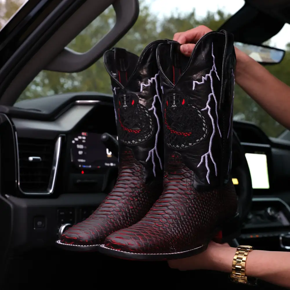 BLOWOUT SALE BOOT #32🚨