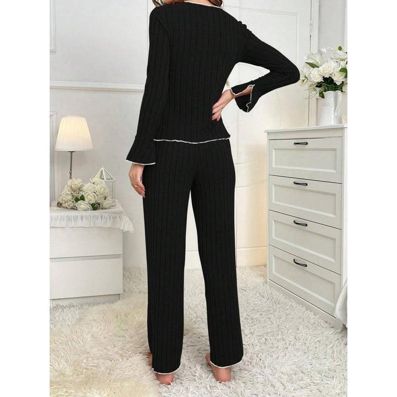 Women’s Ribbed Lounge Two-Piece Set – Long Sleeve V-Neck Top & Relaxed Pants