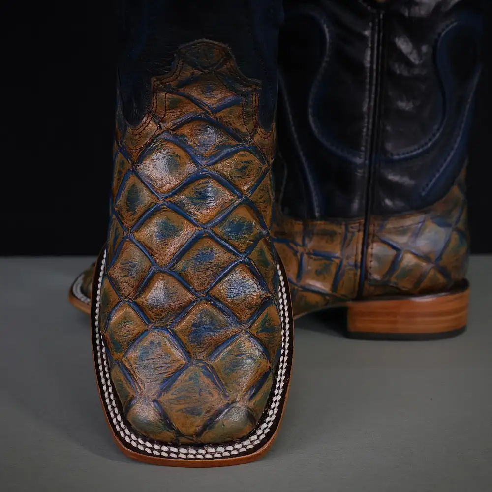 Men’s Honey Pirarucu Leather Boots — Square Toe