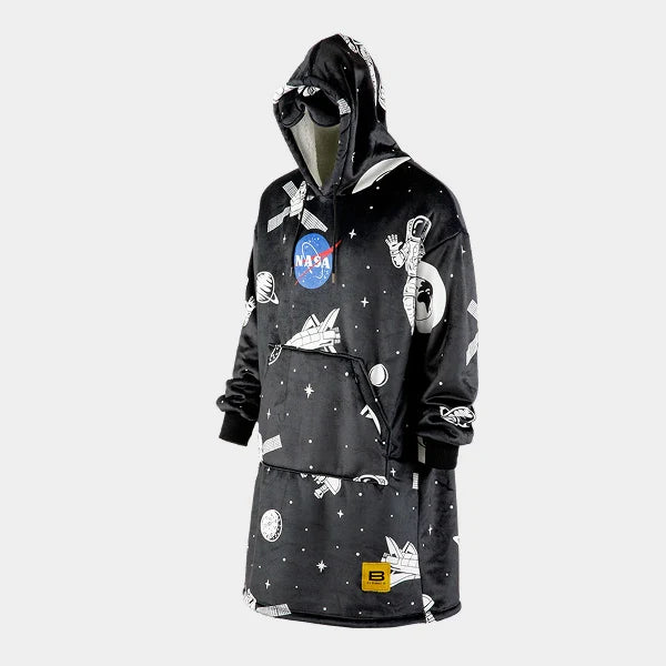 Wearable blanket Oversized with sherpa lining One size fits most.