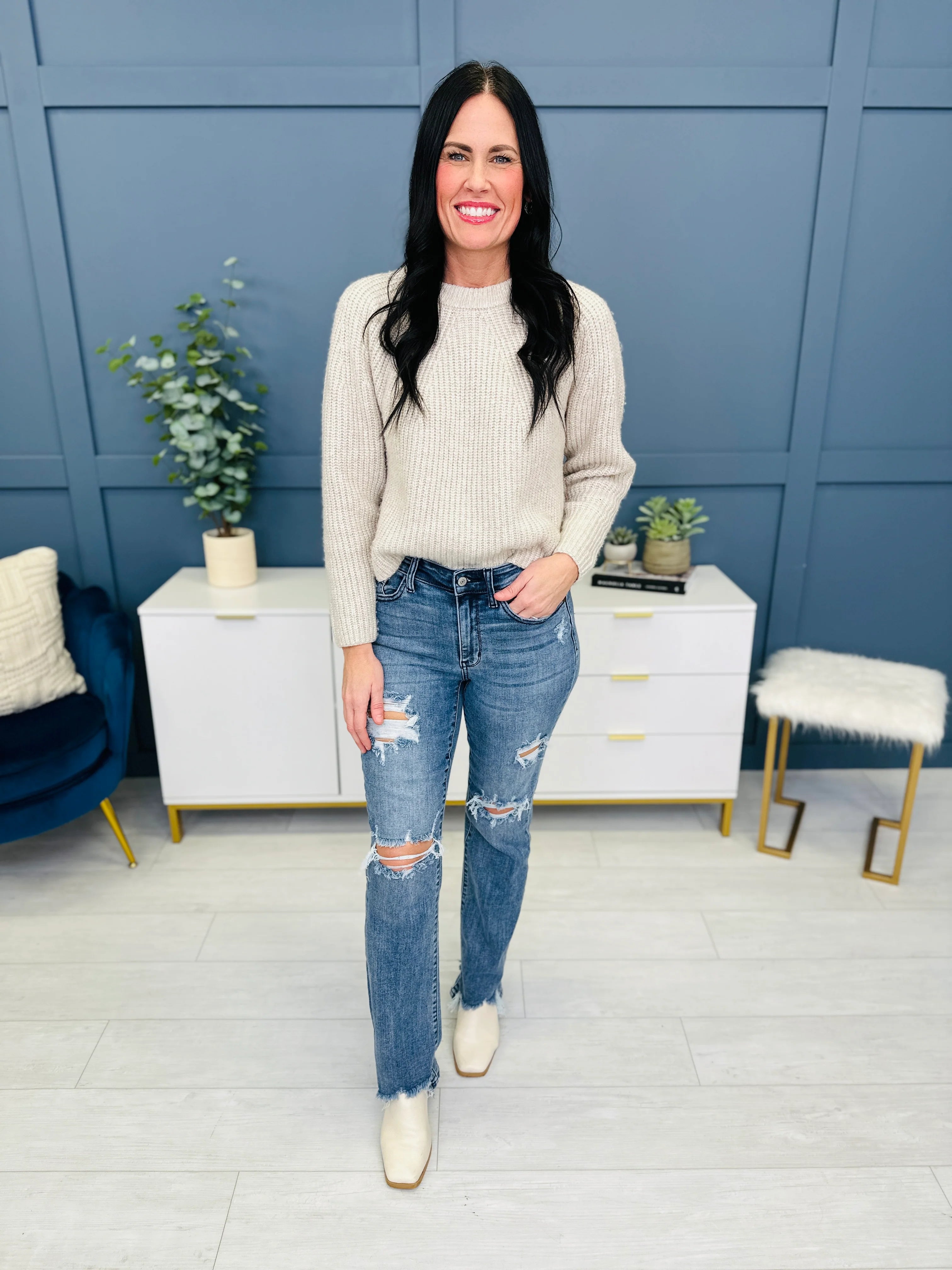 Judy Blue REG/CURVY Get Something Straight Mid Rise Jeans