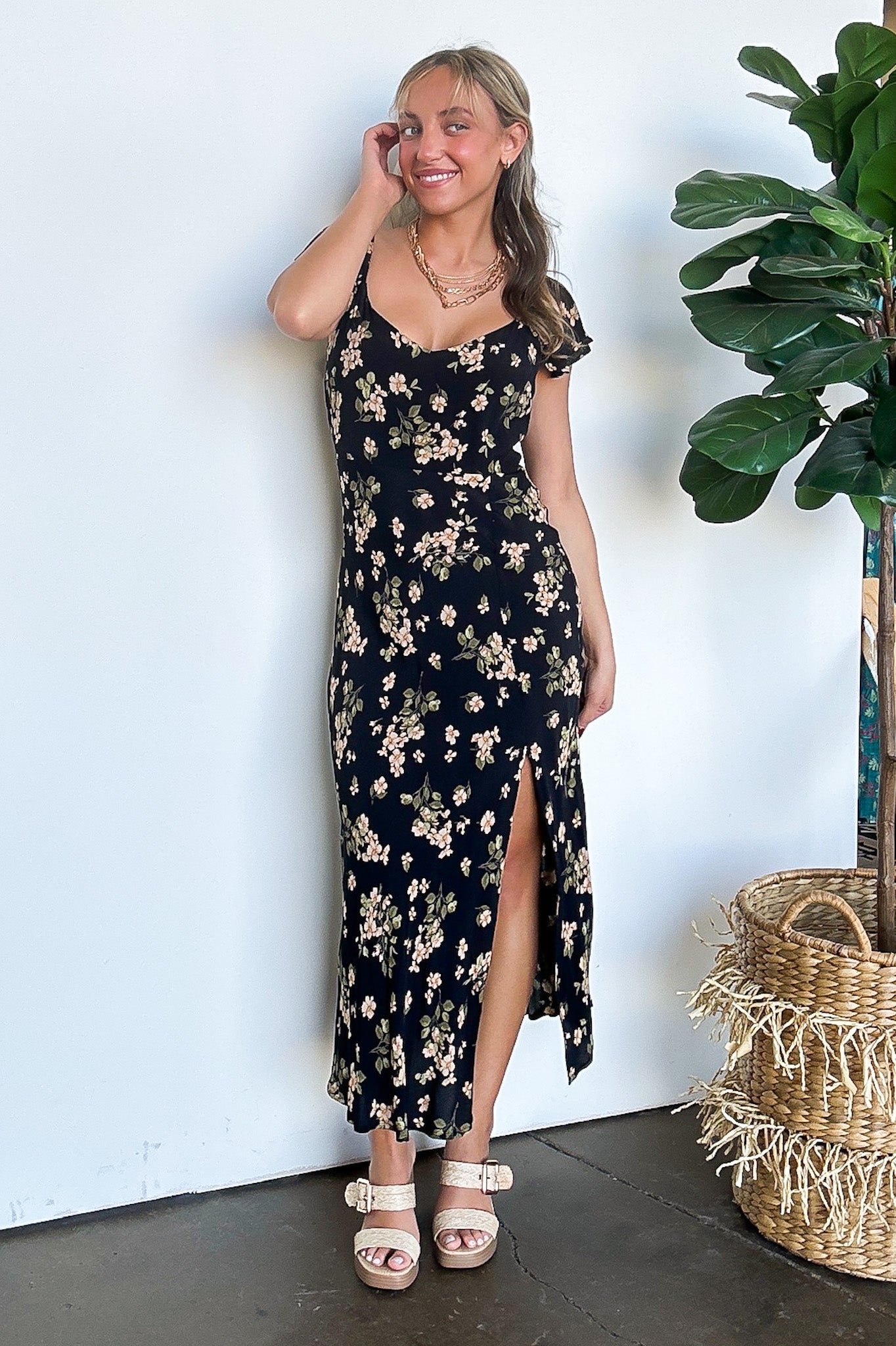 Floral Ruffle Sleeve Midi Dress