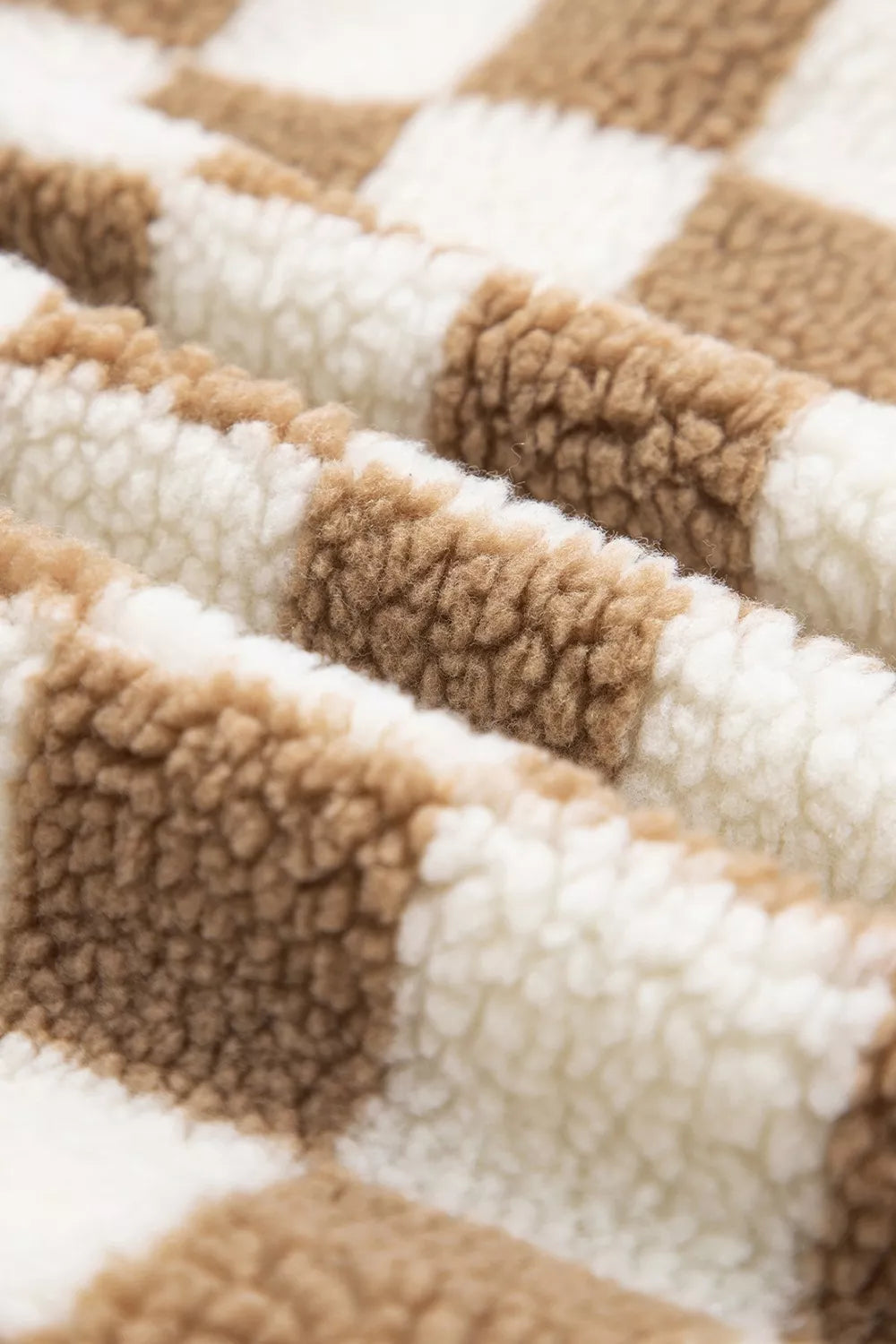 Oversized Checkered Sherpa Jacket - Cozy Style & Comfort