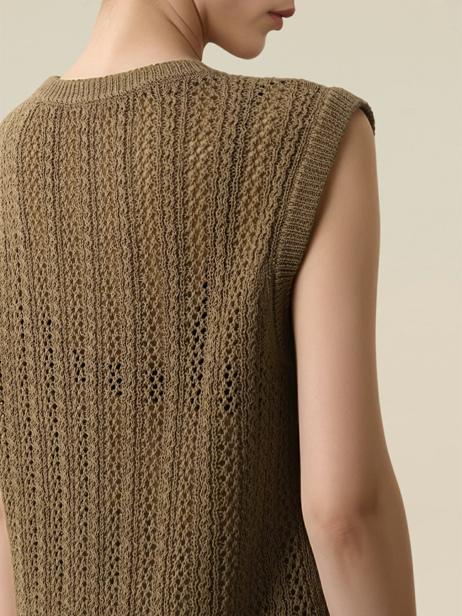 Lyocell & Silk Round Neck Sleeveless Fringe Vest