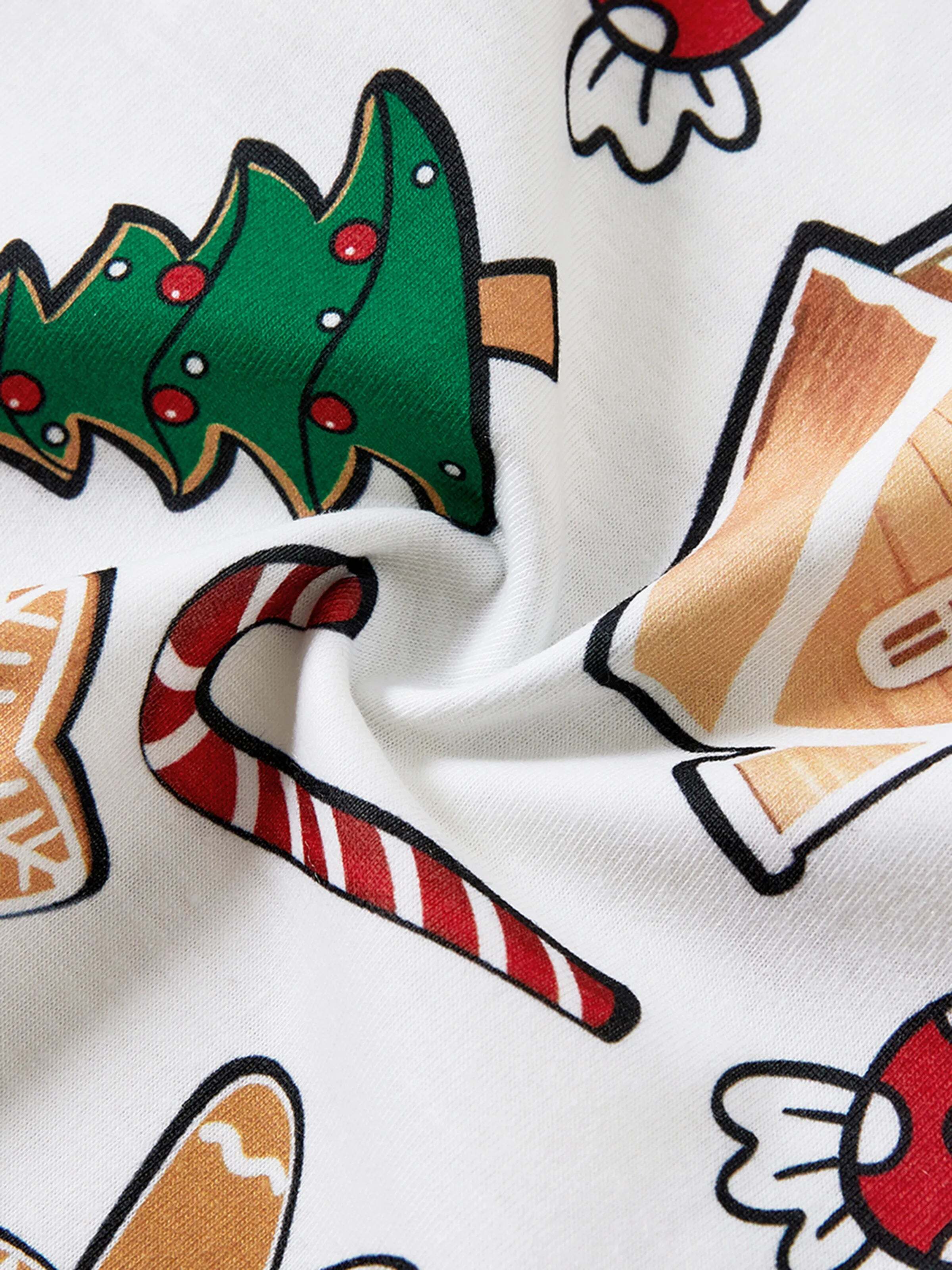 Gingerbread House Pajamas Matching Family Green Christmas PJs Sets with Christmas Socks Multi-color