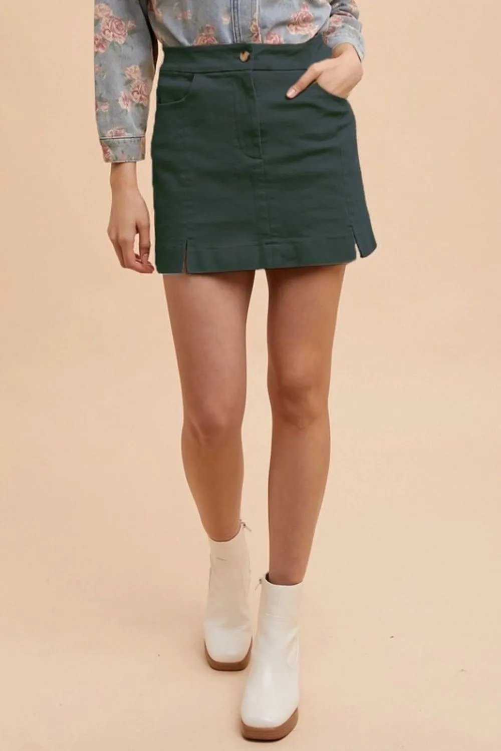 Wear Comfort Stretch Cotton Slit Detailed Mini Skirt