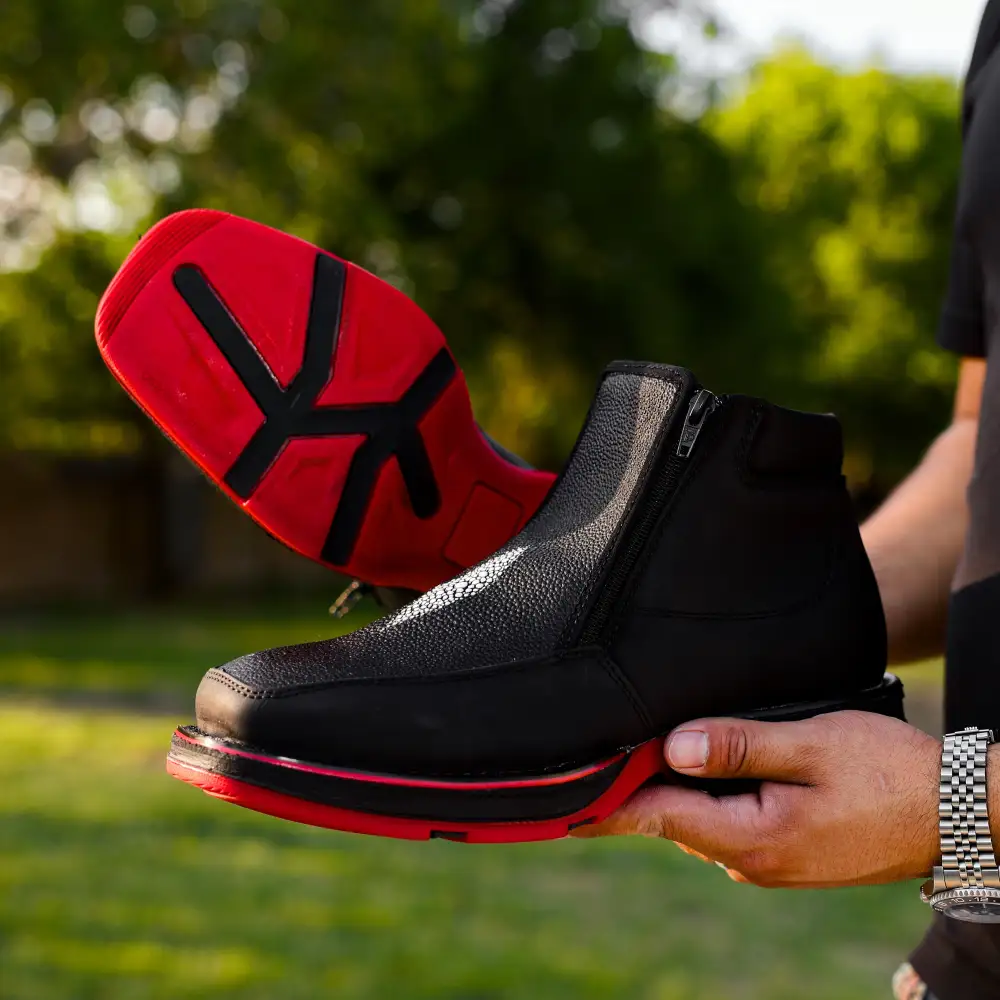 Black Stingray Leather Botin With 3D Lightweight Soles - Square Toe