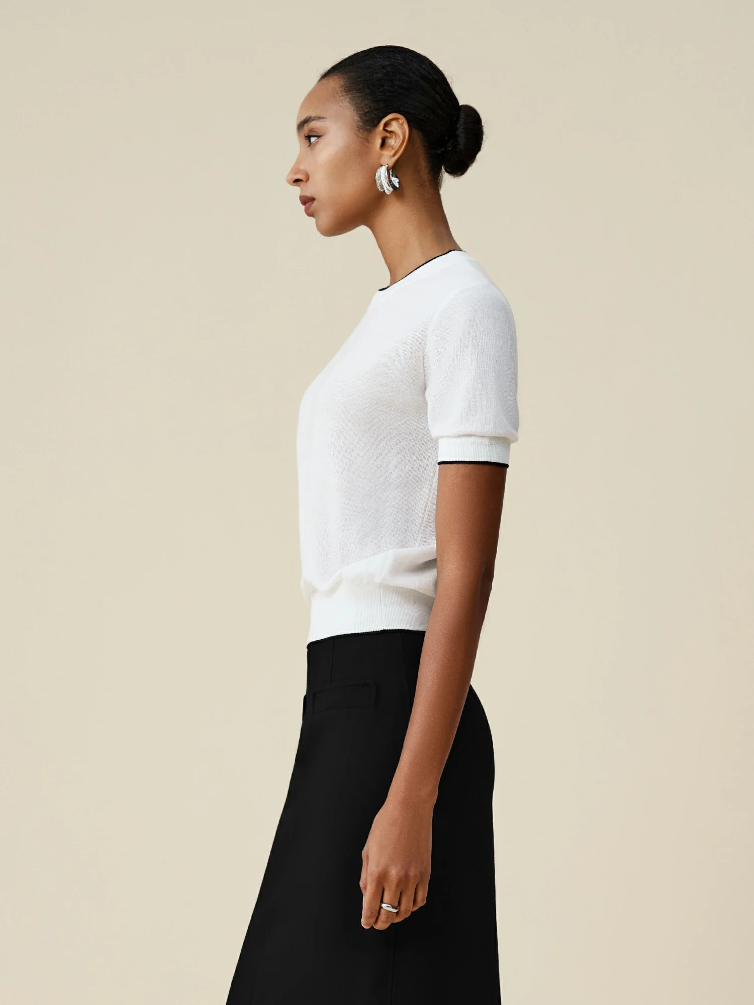 Cotton & Linen Round Neck Contrast Trim Top