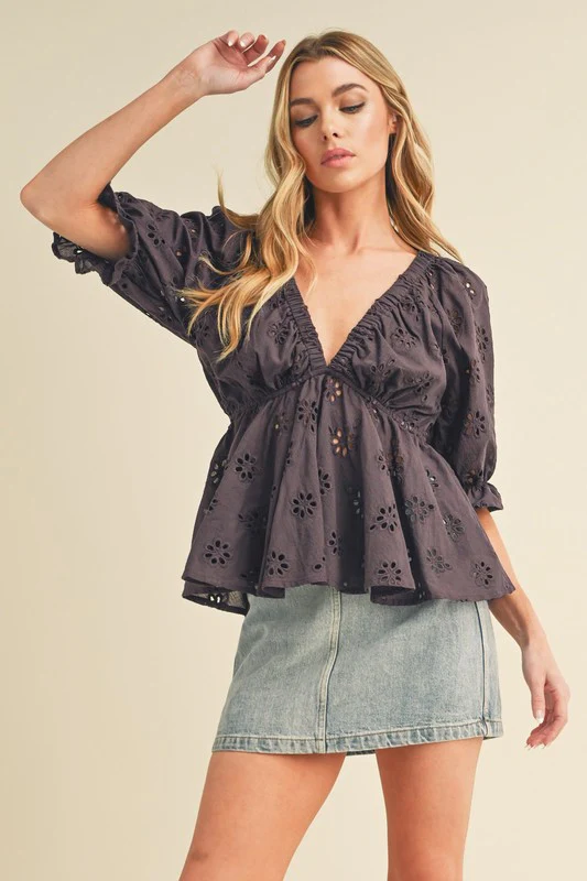 Eyelet Embroidered V-Neck Half Sleeve Peplum Blouse
