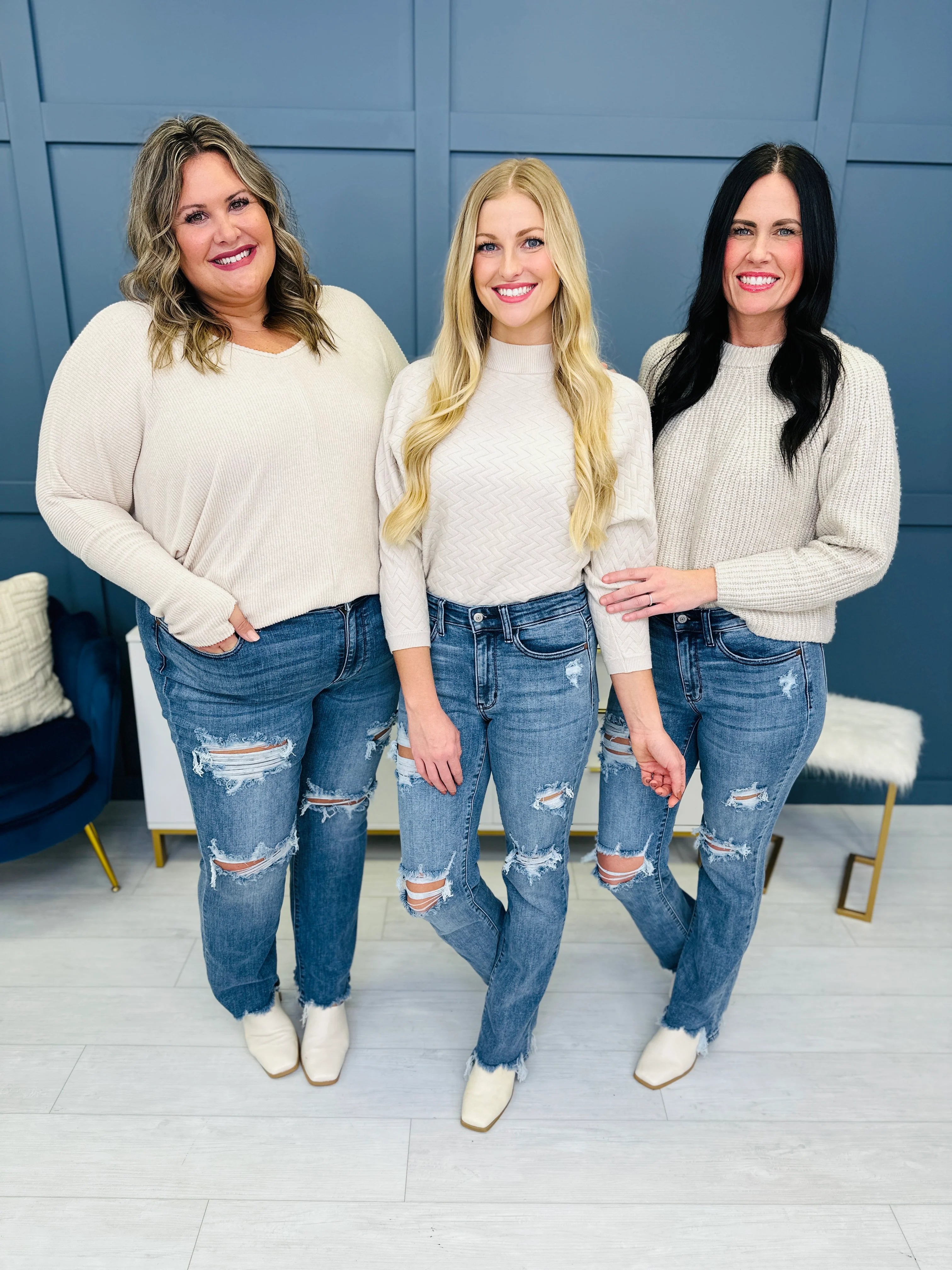 Judy Blue REG/CURVY Get Something Straight Mid Rise Jeans