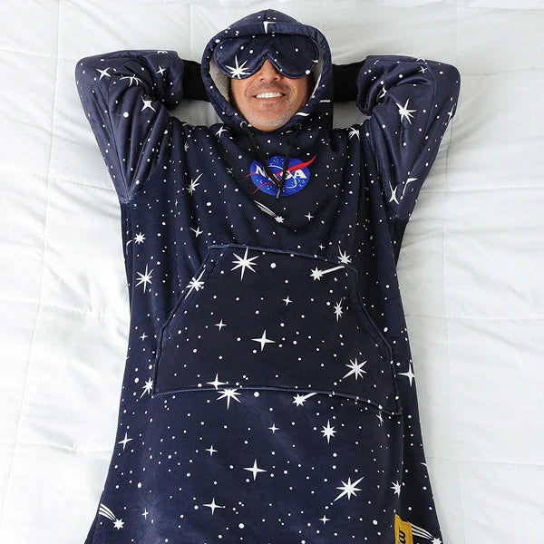 Wearable blanket Oversized with sherpa lining One size fits most.