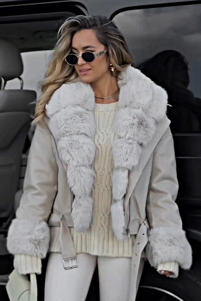 Stylish fur patchwork leather jacket