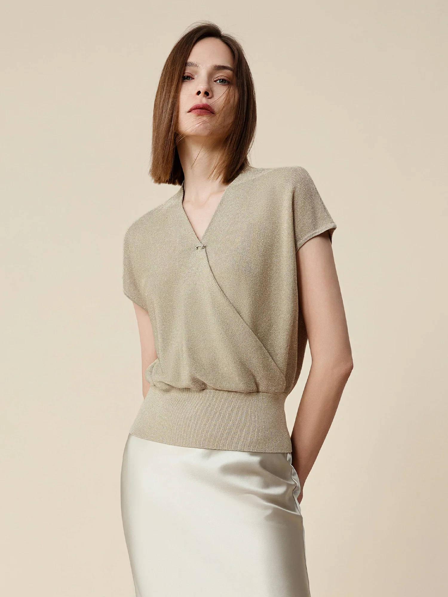 Gold Silver Yarn Short-sleeved Surplice Top