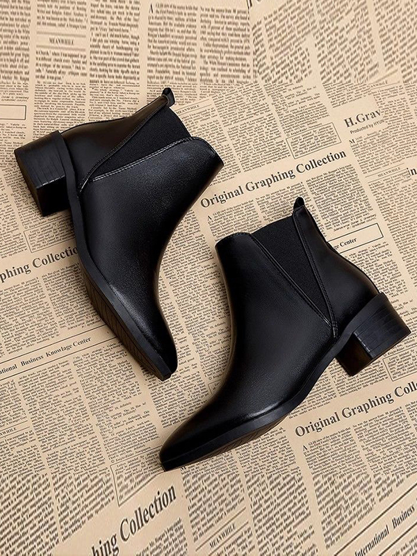 Elasticity Pointed-Toe Solid Color Split-Joint Chelsea Boots Boots