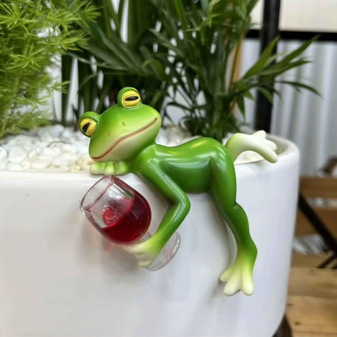 Frog Flower Pot Hanger OrnamentTipsy Frog