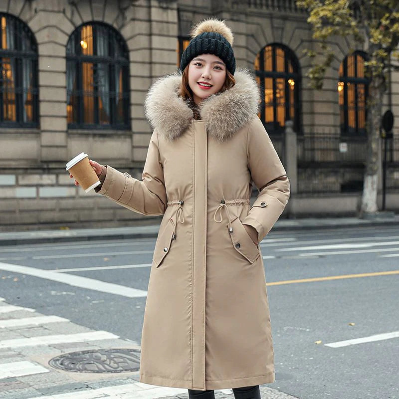 Women's winter parka with hood and fur collar