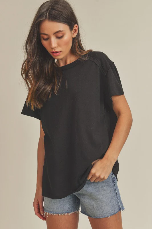 Exposed Seam Round Neck Short Sleeve T-Shirt