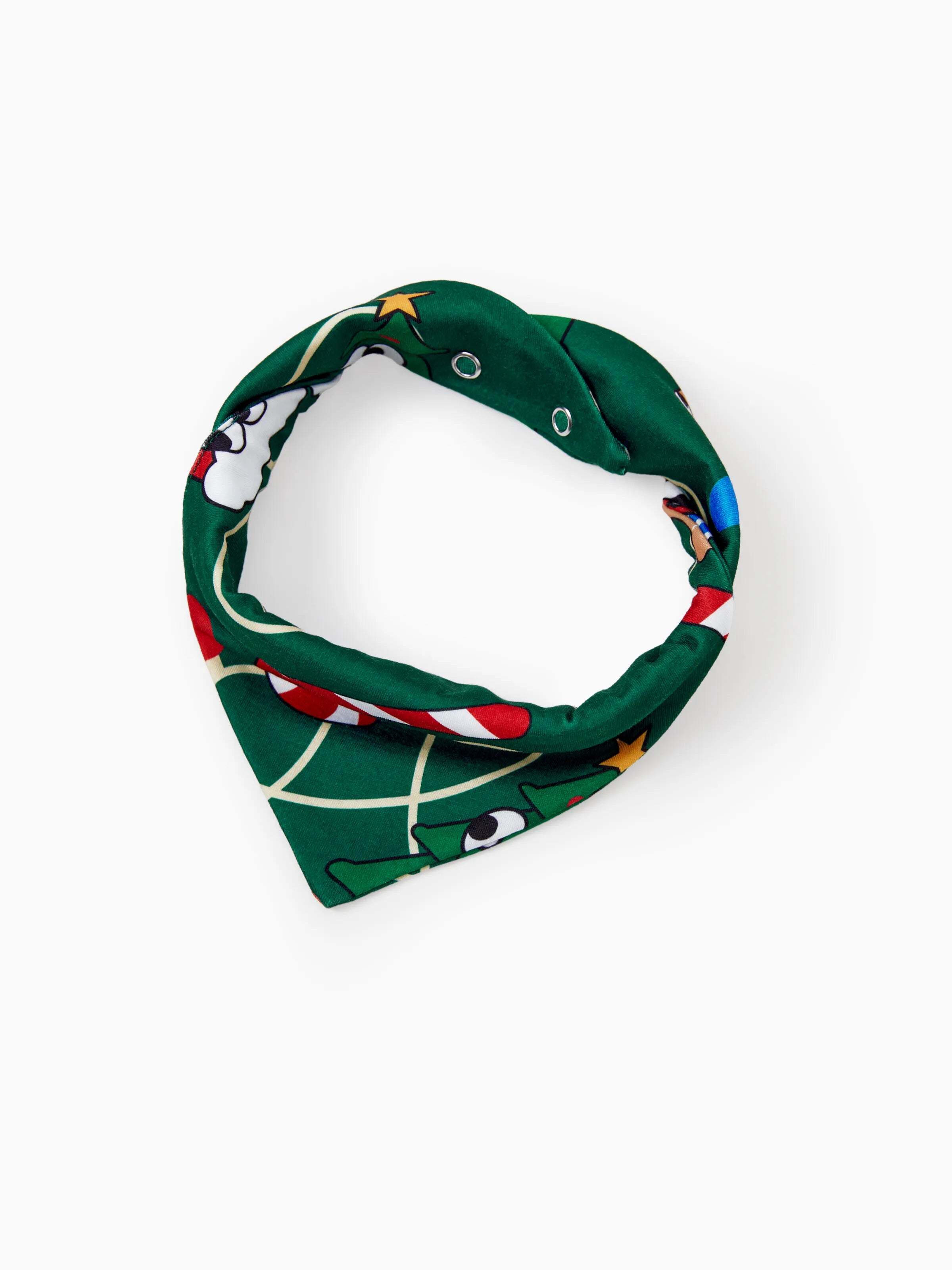 Christmas Matching Family Pajamas Set Gingerbread and Christmas Tree Green and White PJS with Christmas Socks Dark Green