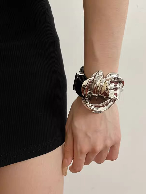 Geometric Hollow Pleated Bracelet Accessories