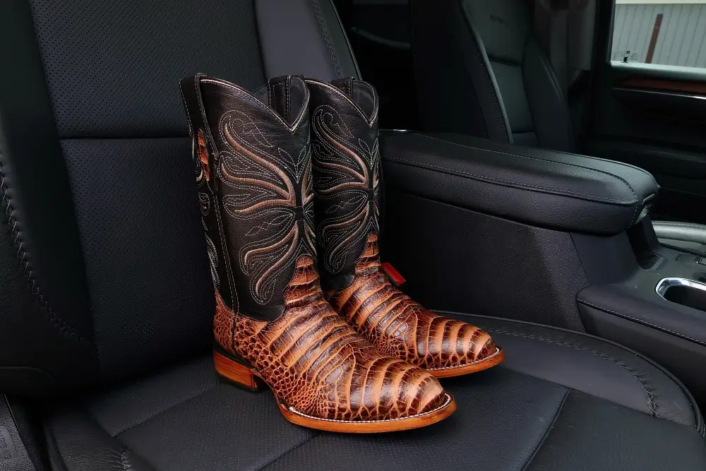 Cognac American Gator Belly-Round Toe