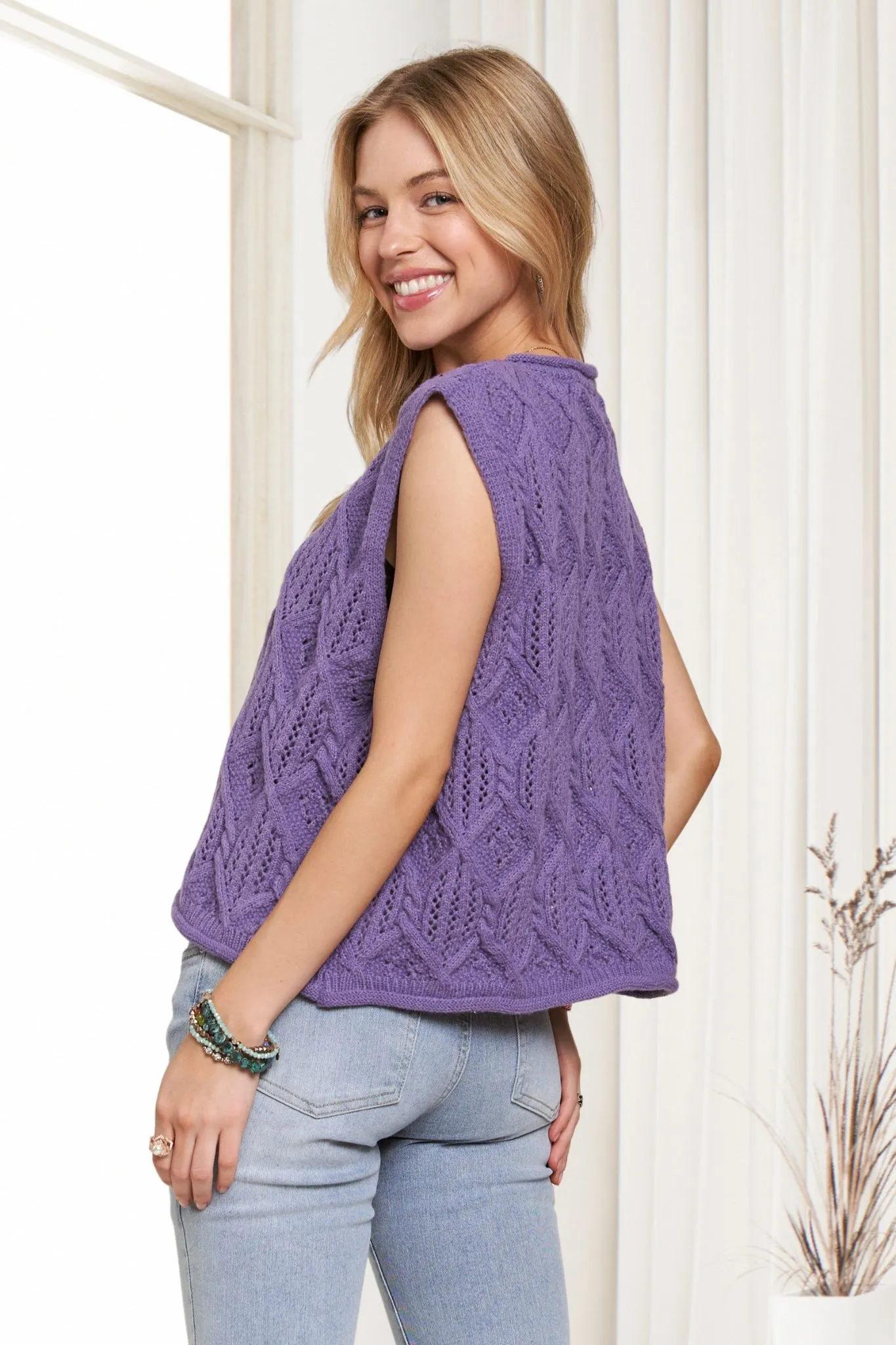 Lightweight Sweater Boxy Vest Top