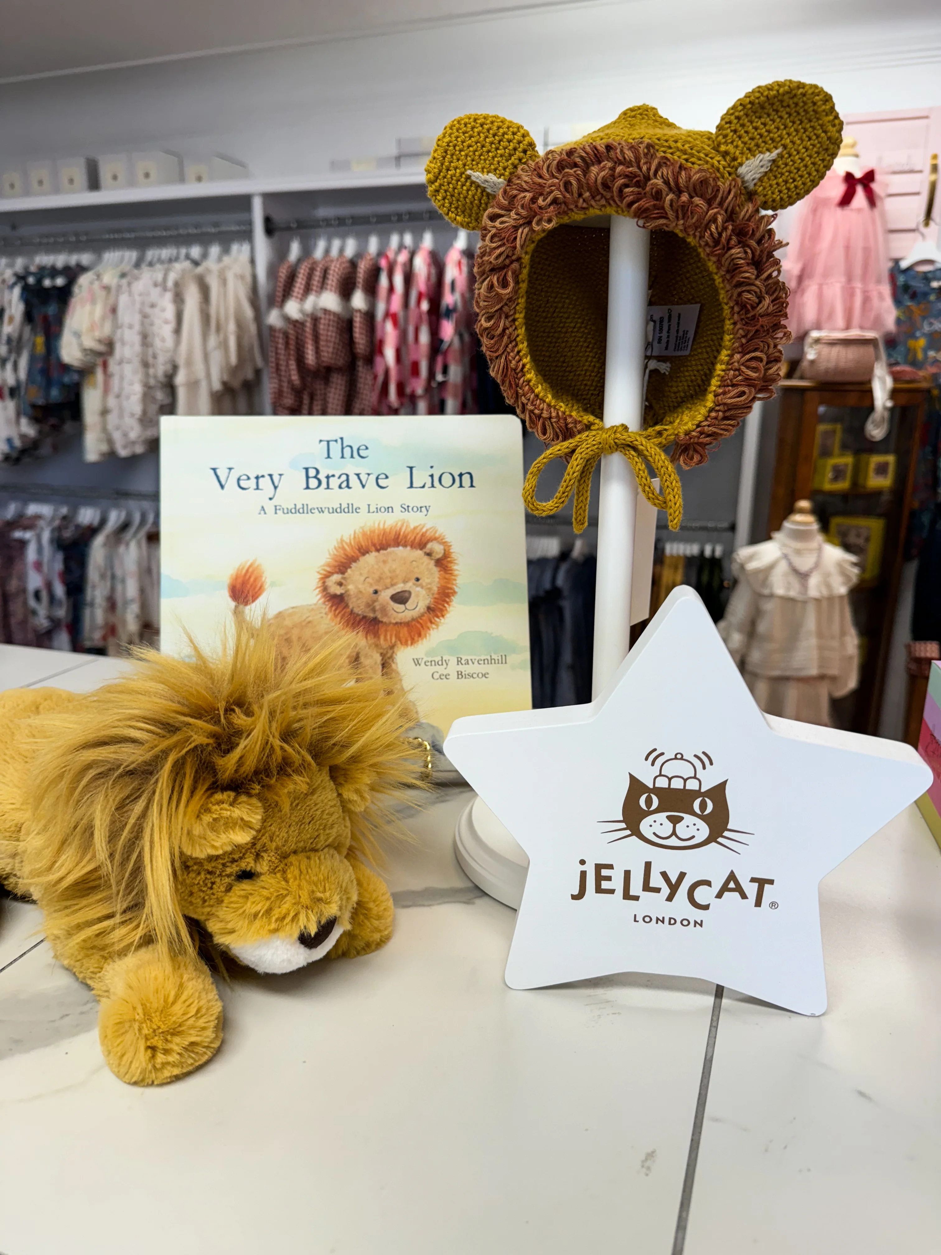 Knitted Lion Bonnet - Mustard