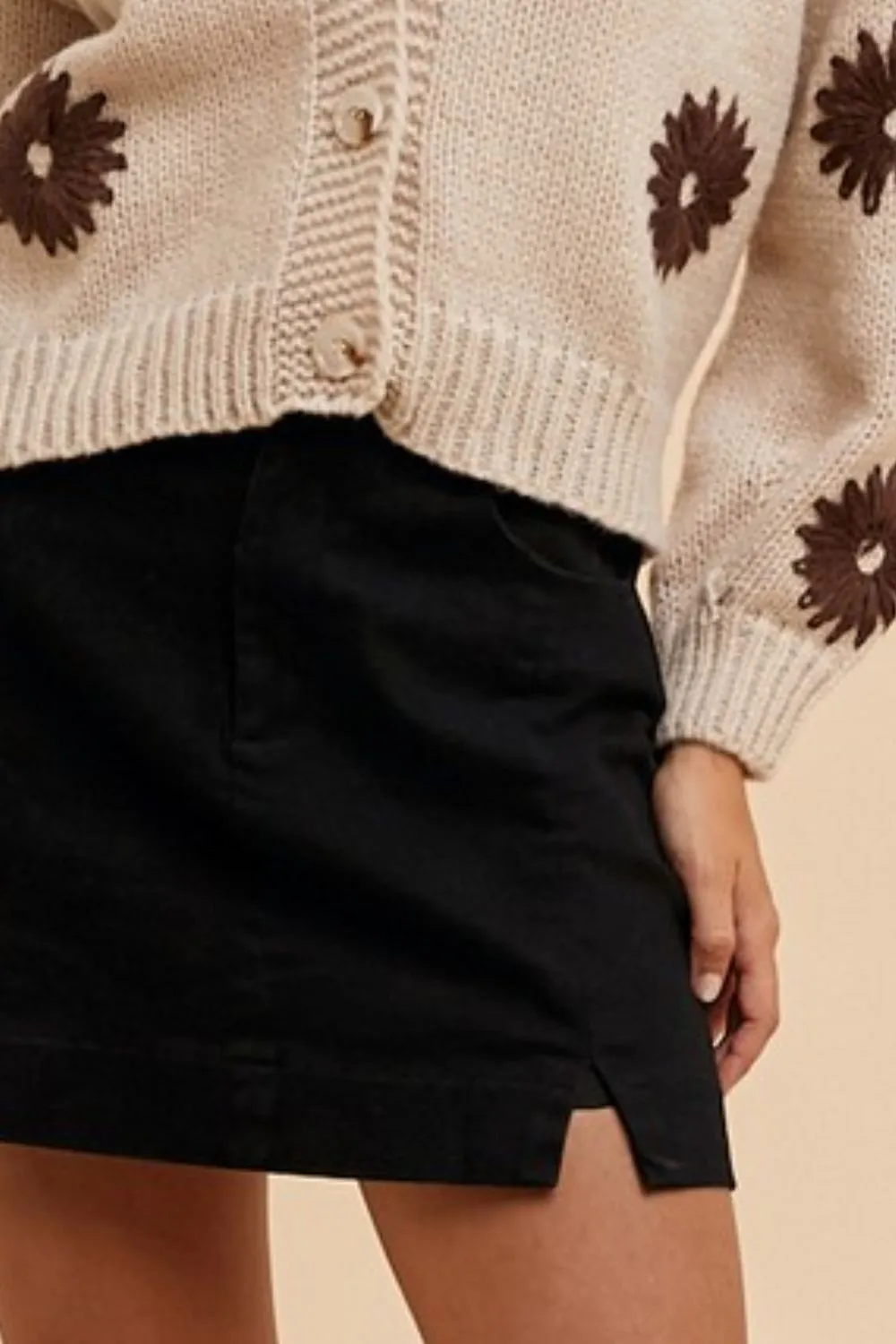 Wear Comfort Stretch Cotton Slit Detailed Mini Skirt