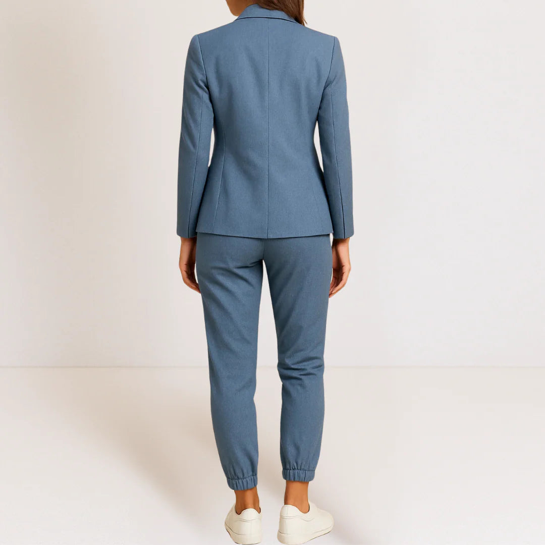 MoniqueKarstar | Women's Two-Piece Suit