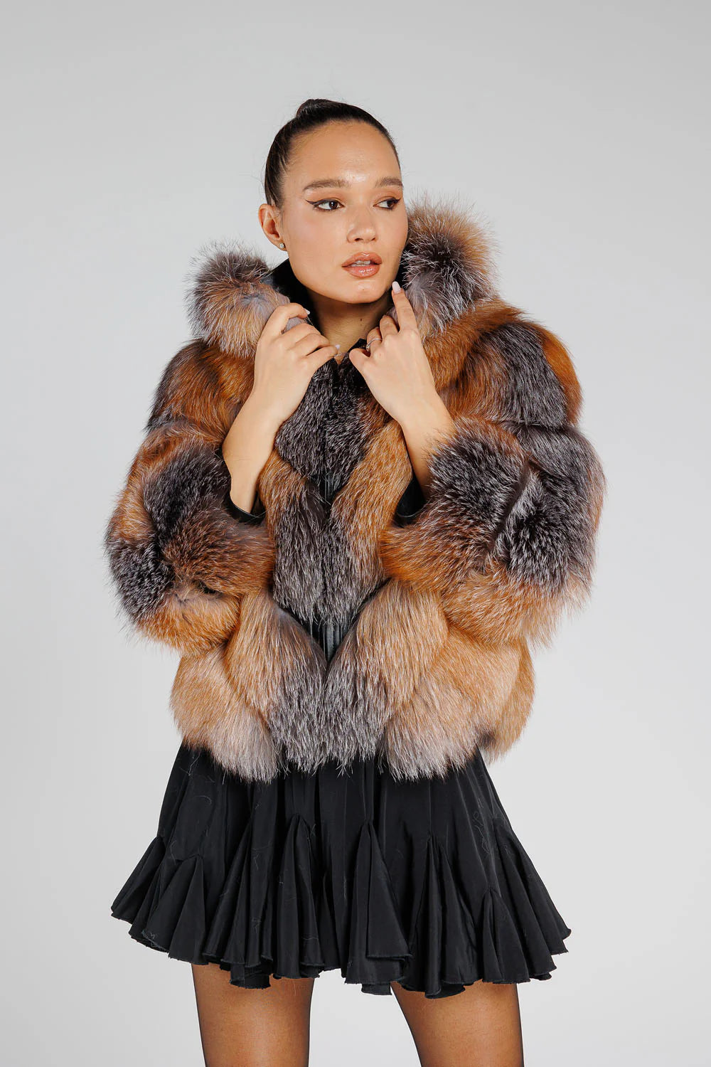 Haină din Blană Naturală de Vulpe Argintie, Transformabilă, V Model, cu Glugă Detașabilă, Femei, Brown Frost 380