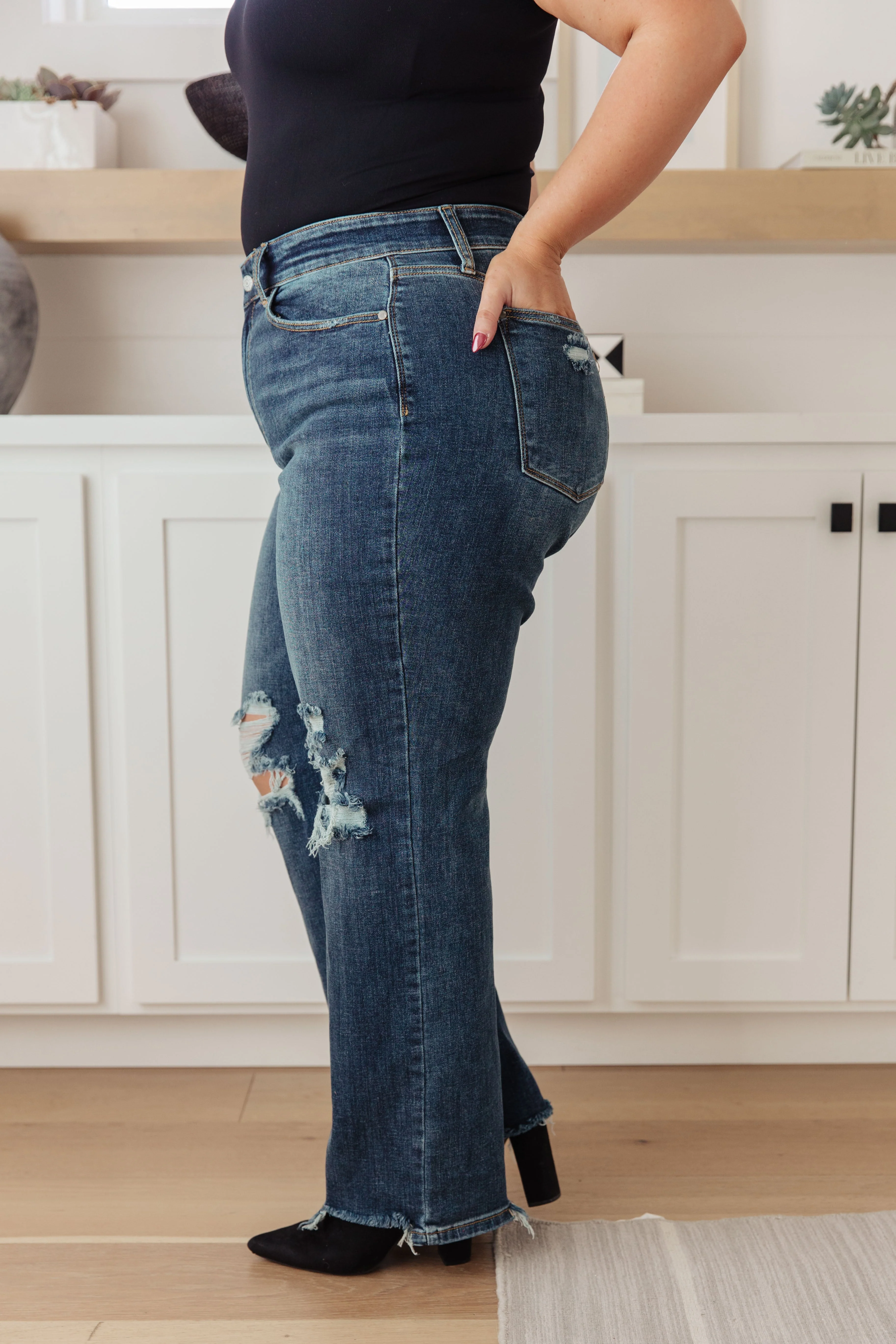 Blue Rose High Rise 90's Straight Jeans in Dark Wash