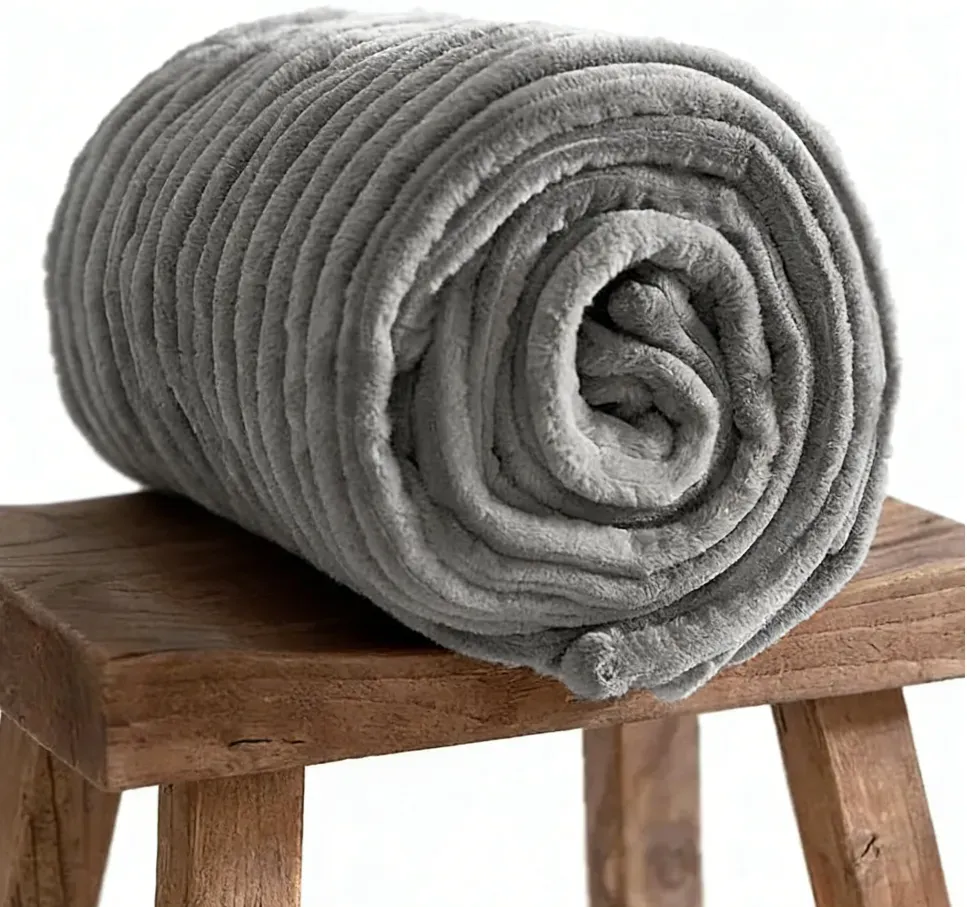 ❄️Wearable Luxury Sheepskin Blanket, Unisex Bathrobe & with Sleeves and Foot Bags🎄