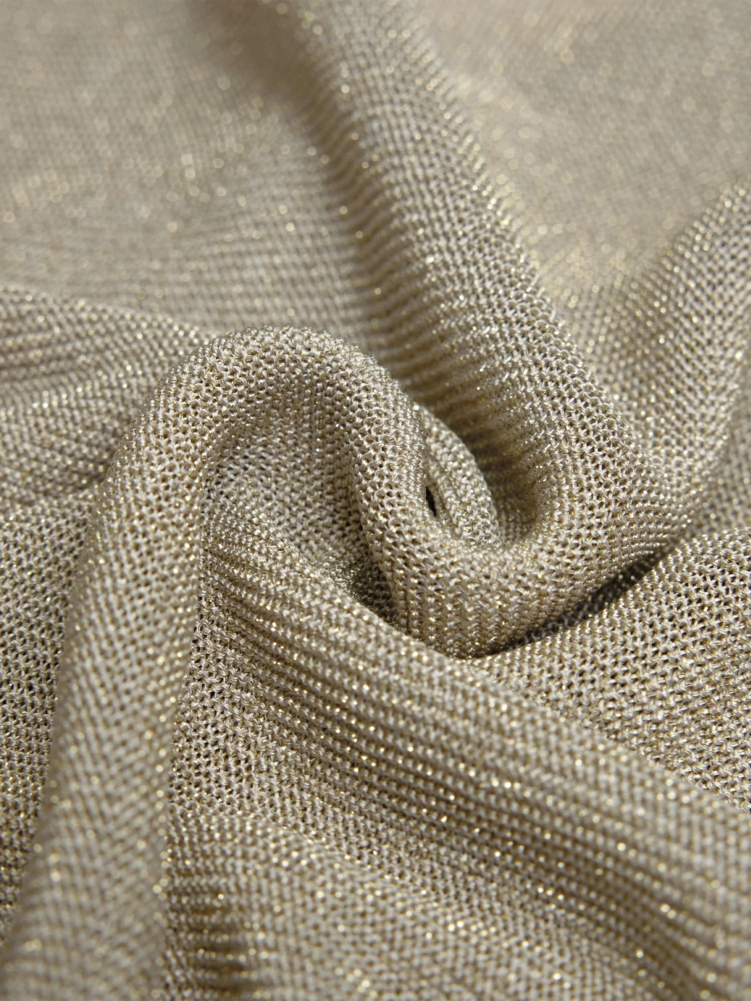 Gold Silver Yarn Short-sleeved Surplice Top