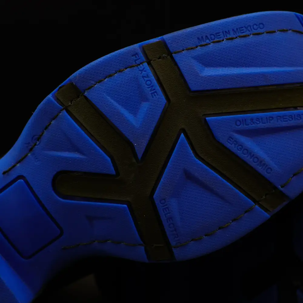 Black Leather Botin With Lightweight Soles - Square Toe