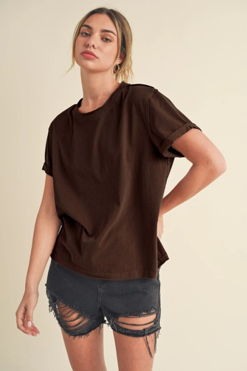 Exposed Seam Round Neck Short Sleeve T-Shirt