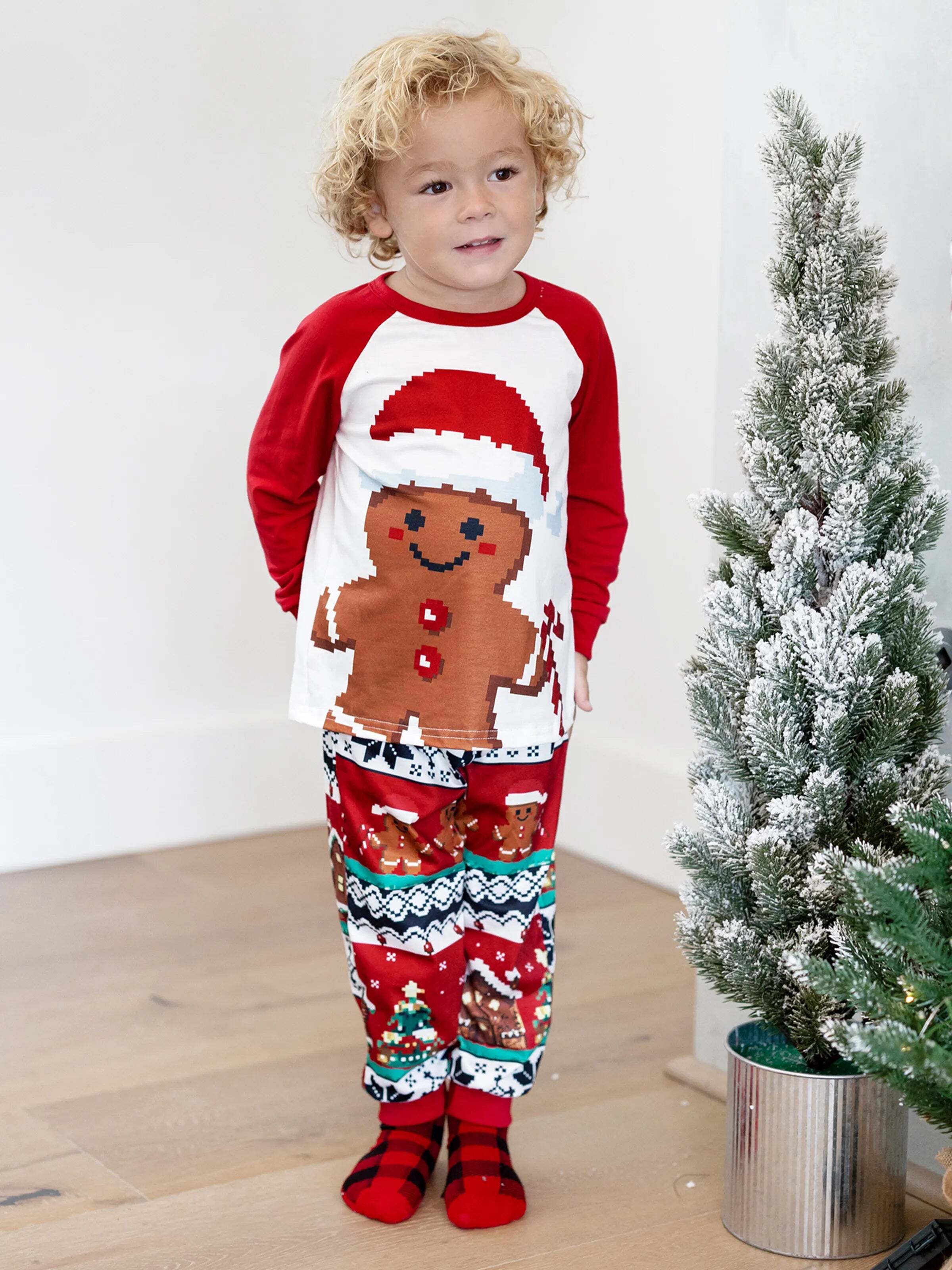 Christmas Matching Family Pajamas Set Gingerbread Print Long-sleeve PJS with Christmas Socks Red