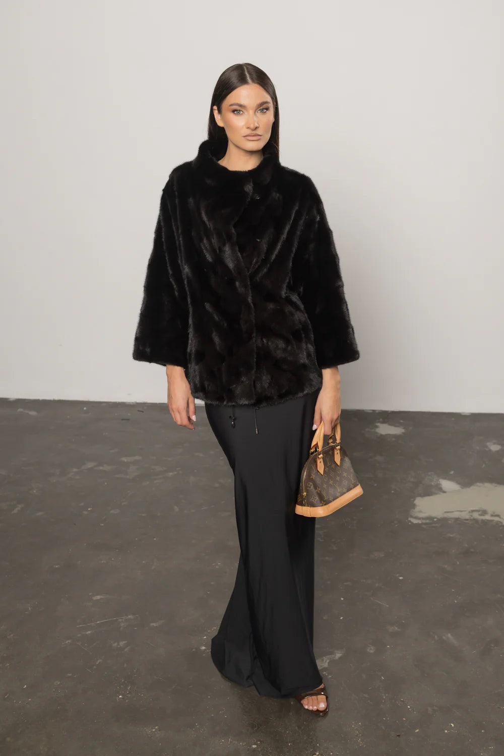 Haină din Blană Naturală de Vizon, Mâneci 3/4, Femei, Obsidian 401