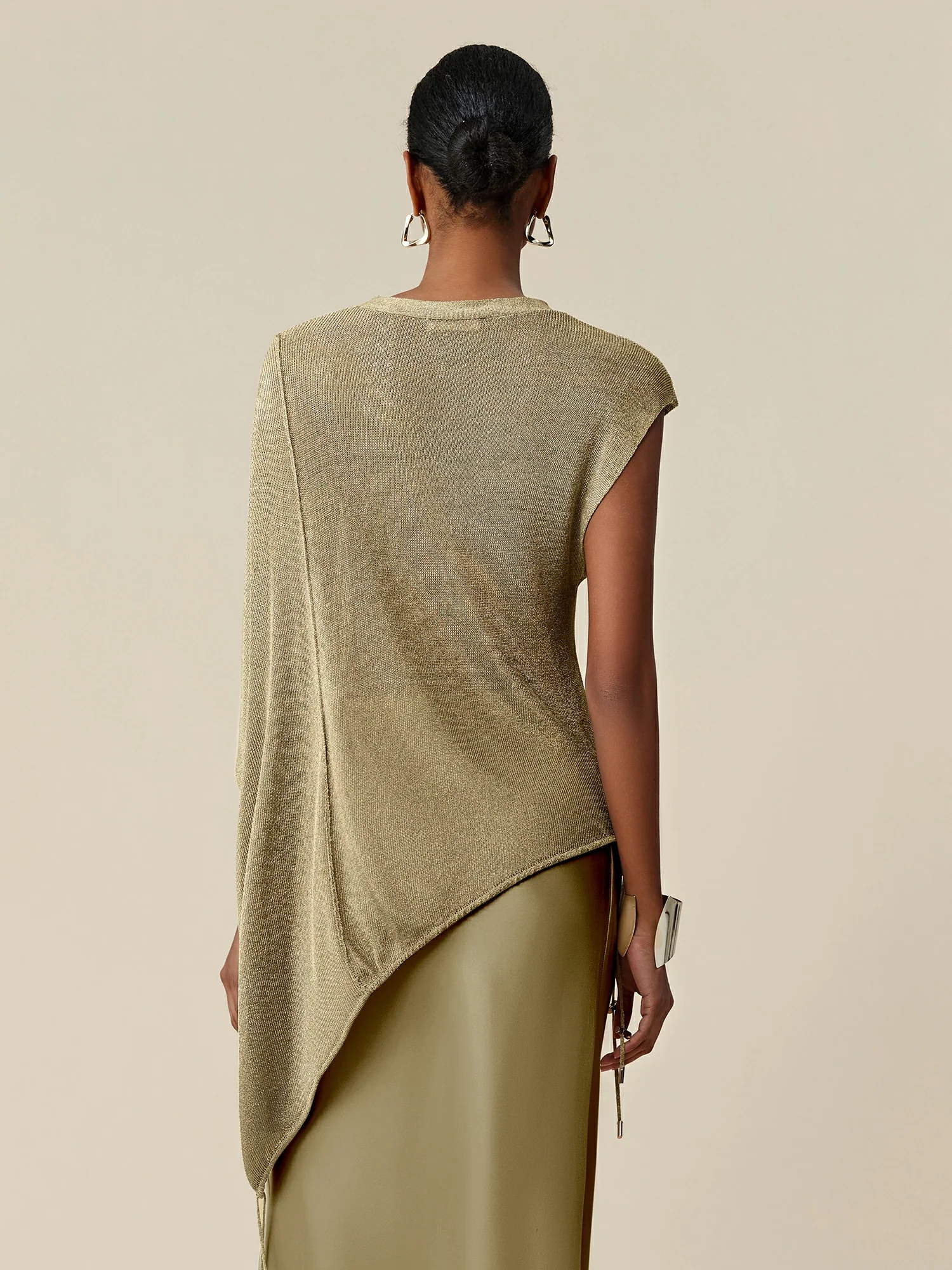 Round Neck Short Sleeve Drawstring Glitter Top