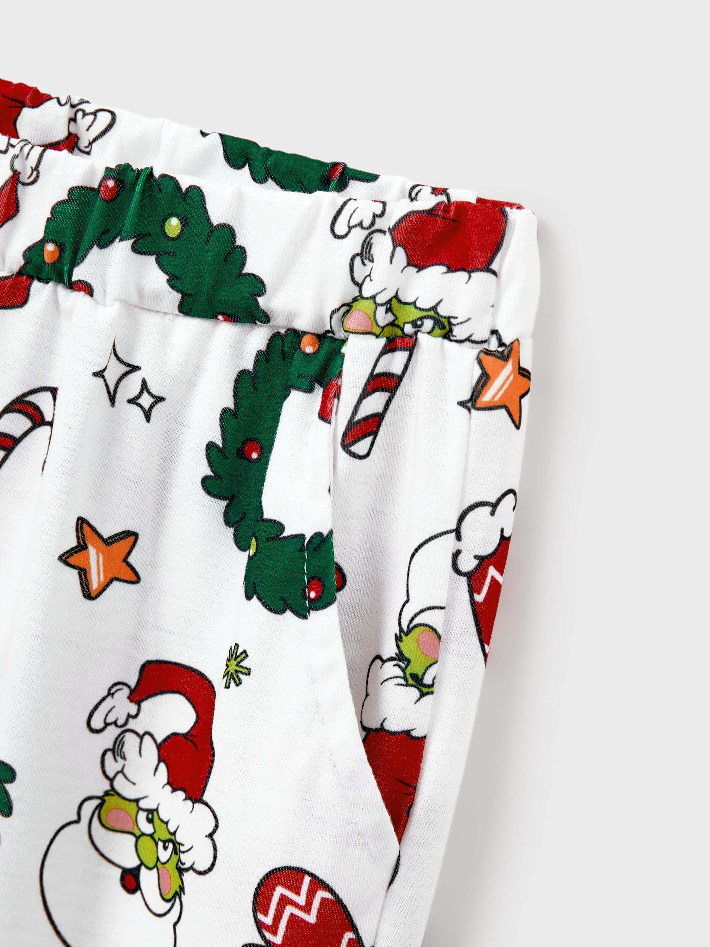 Christmas Matching Family Pajamas Set Christmas Grinch-themed Print PJS with Christmas Socks Red